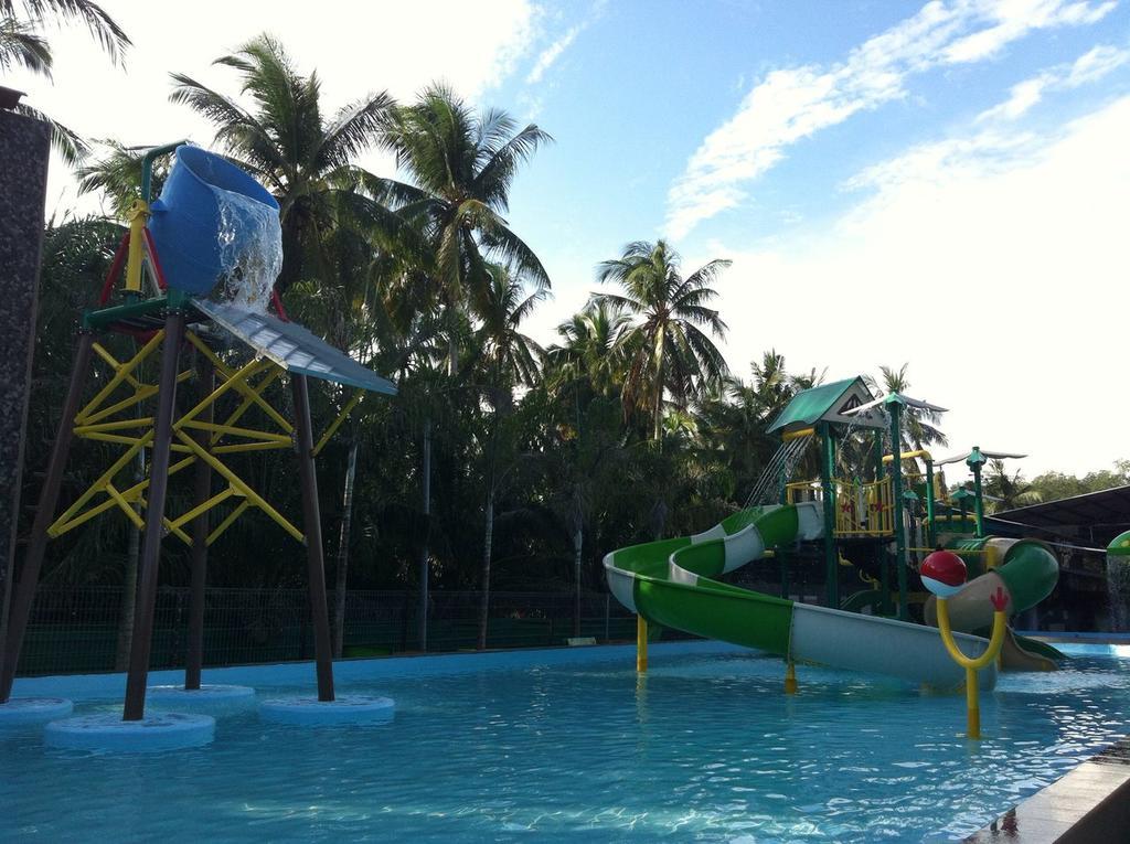 Hs Farm Waterpark Hotel มัวร์ ภายนอก รูปภาพ